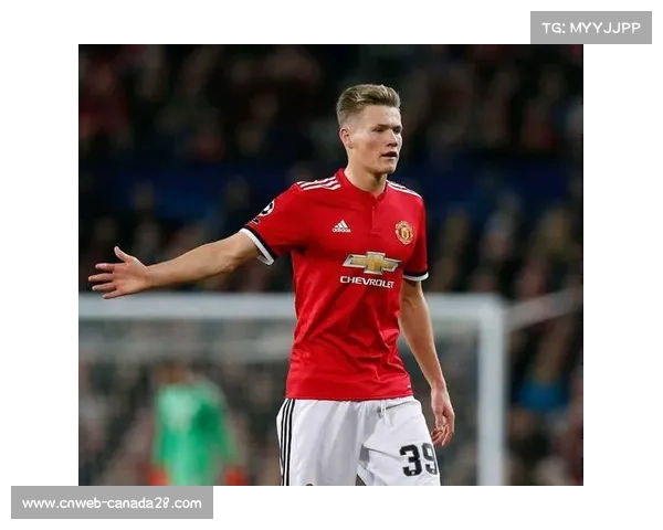 麦克托米奈双响头球难掩那不勒斯后防漏洞频现致败 麦克托米奈双响头球难掩那不勒斯后防漏洞频现致败